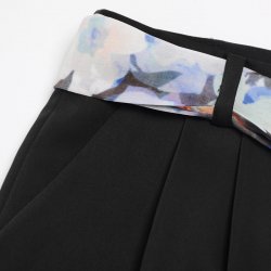 凯撒正品LUSEFA12301时尚韩版修身热裤淑女休闲短靴裤 新品